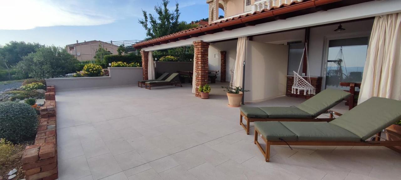 Apartments Tinjarosa Mundanije Dış mekan fotoğraf